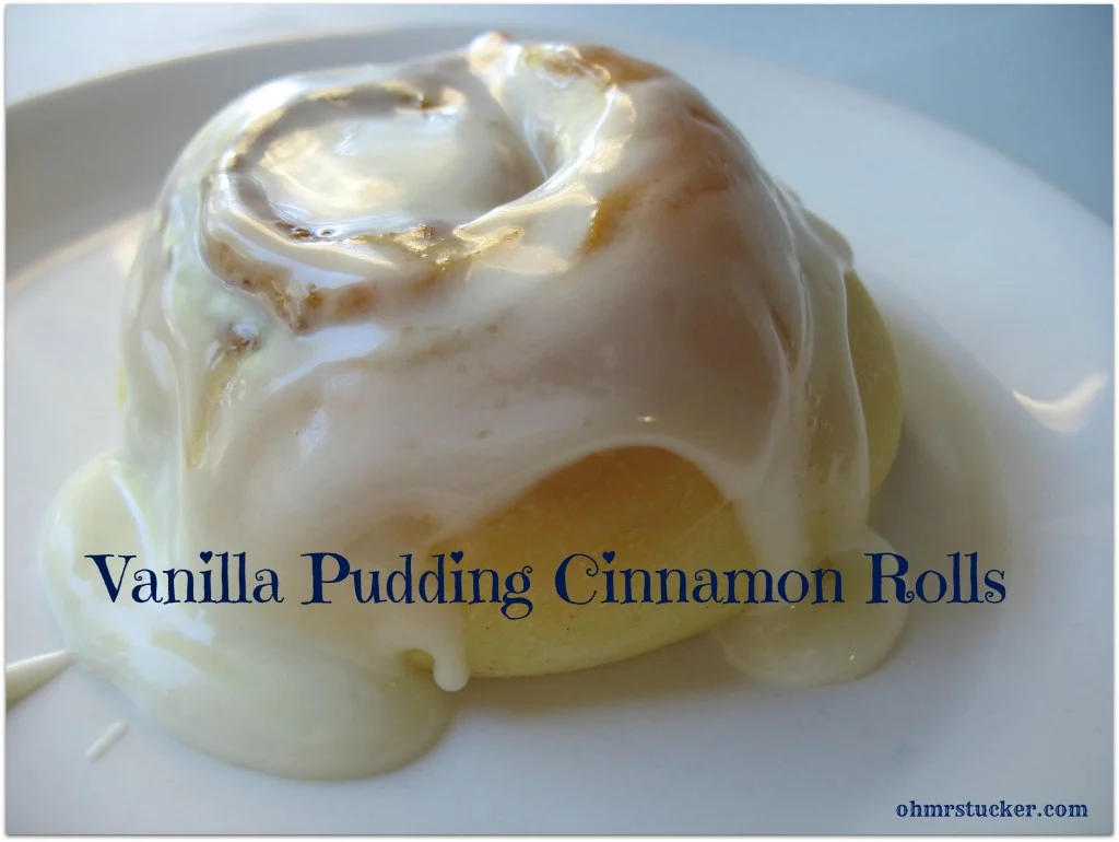 Vanilla Pudding Cinnamon Roll