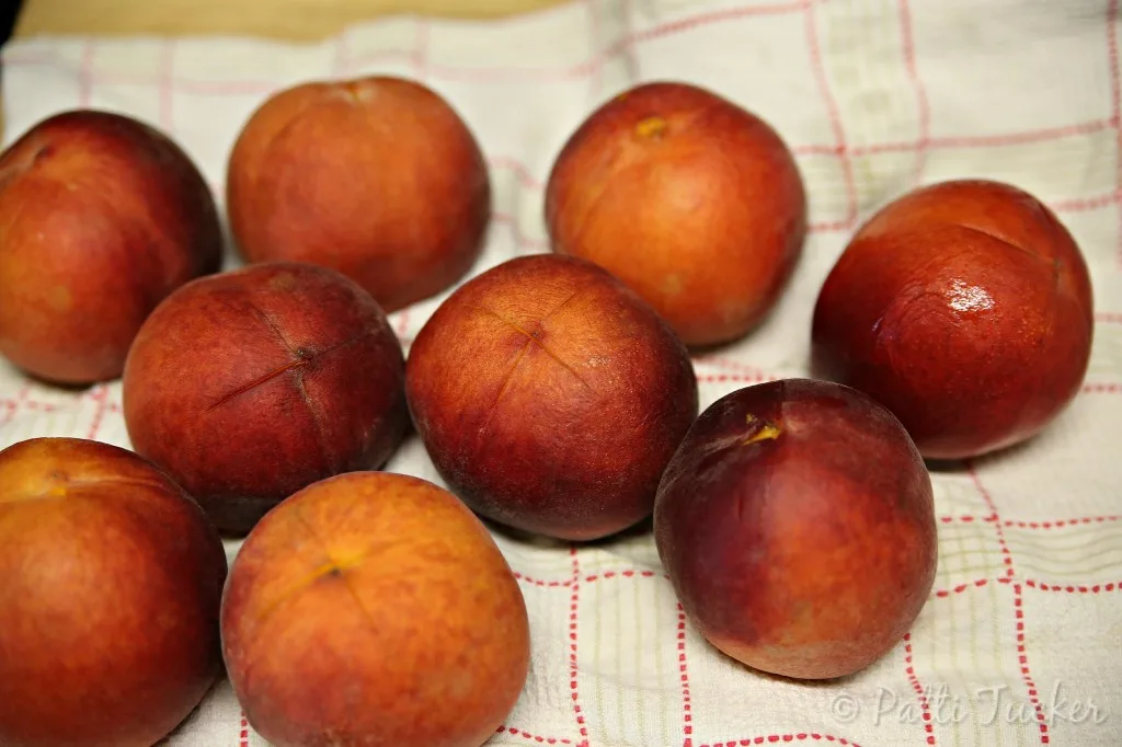 How to Peel Peaches Like a Peach Peelin' Pro