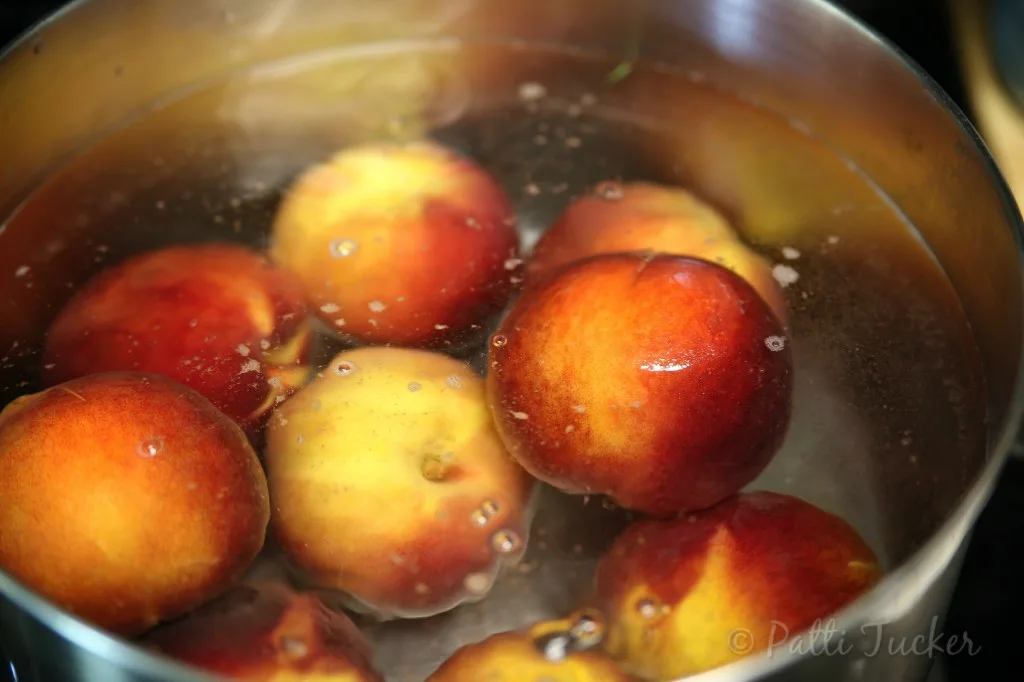 How to Peel Peaches Like a Peach Peelin' Pro