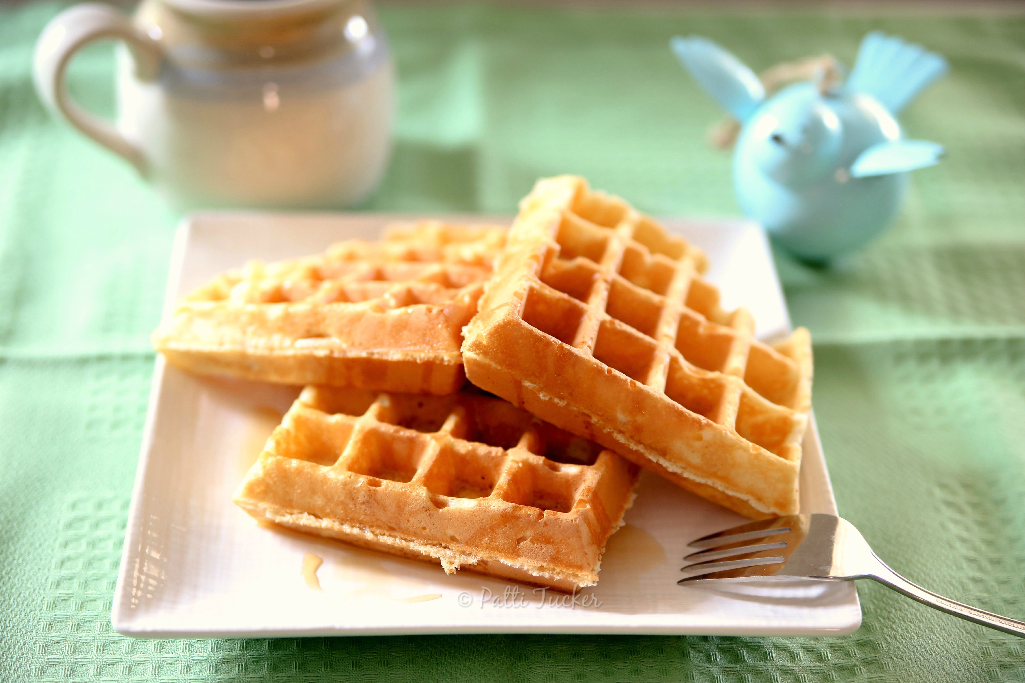 Joy Bella The Waffle Recipe Maker #waffles #belgianwaffles #wafflemaker #ohmrstucker #breakfast