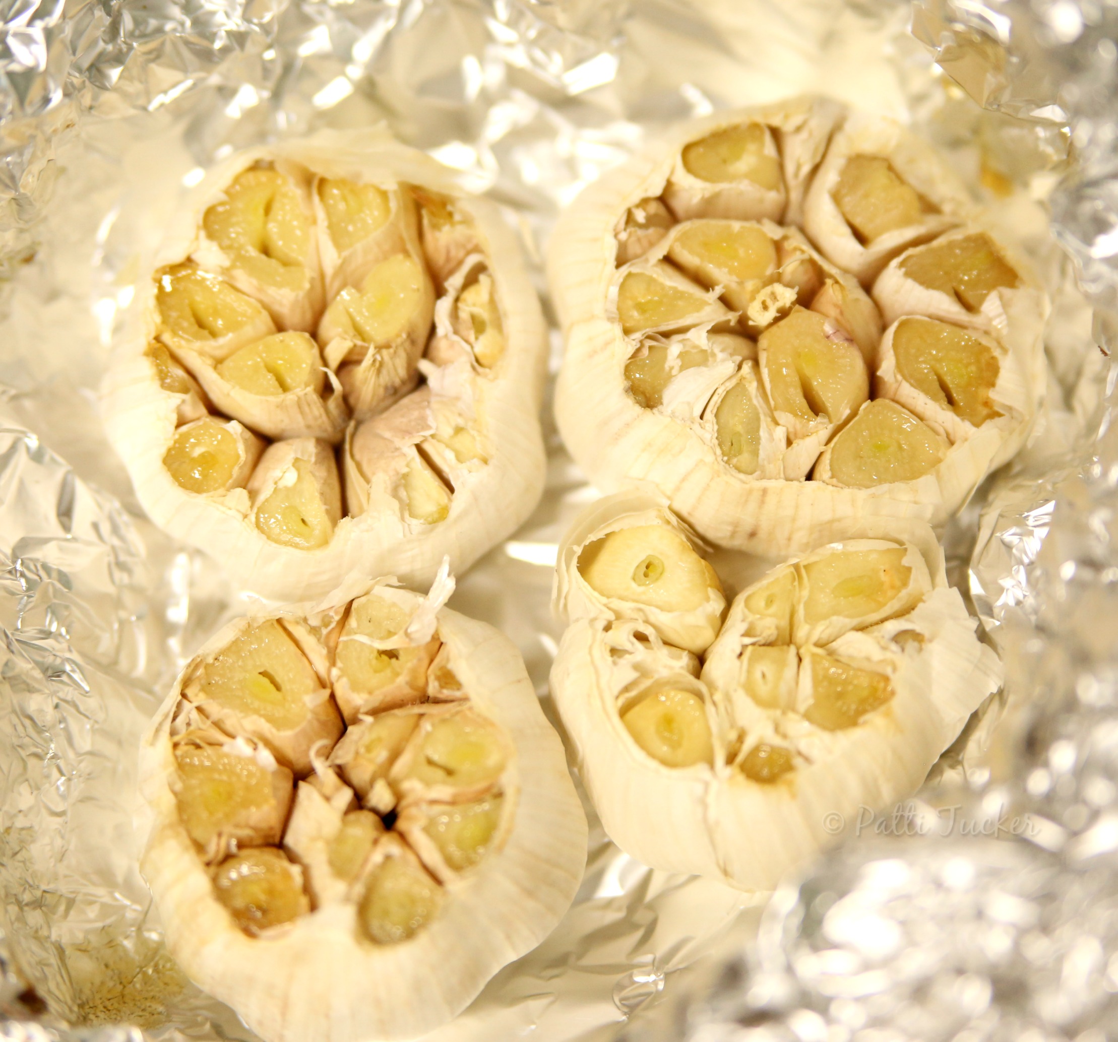 Easy Homemade Roasted Garlic Butter