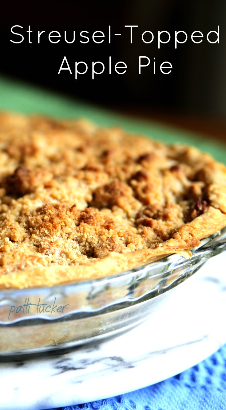 You Need to Bake This Streusel-Topped Apple Pie Now