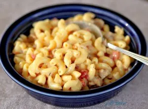 spicy mac and cheese in a bowl