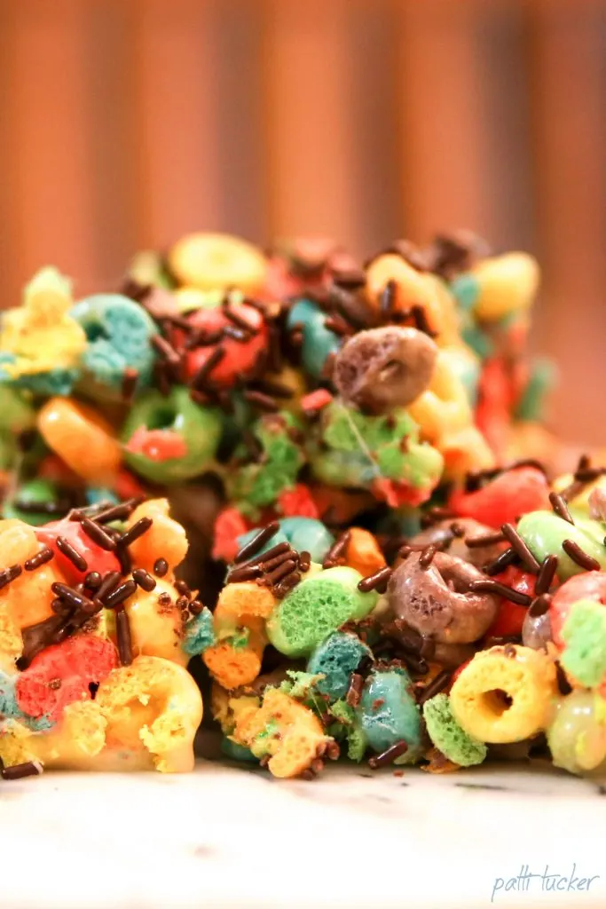 When You Need a Sweet Snack - Froot Loops Treats