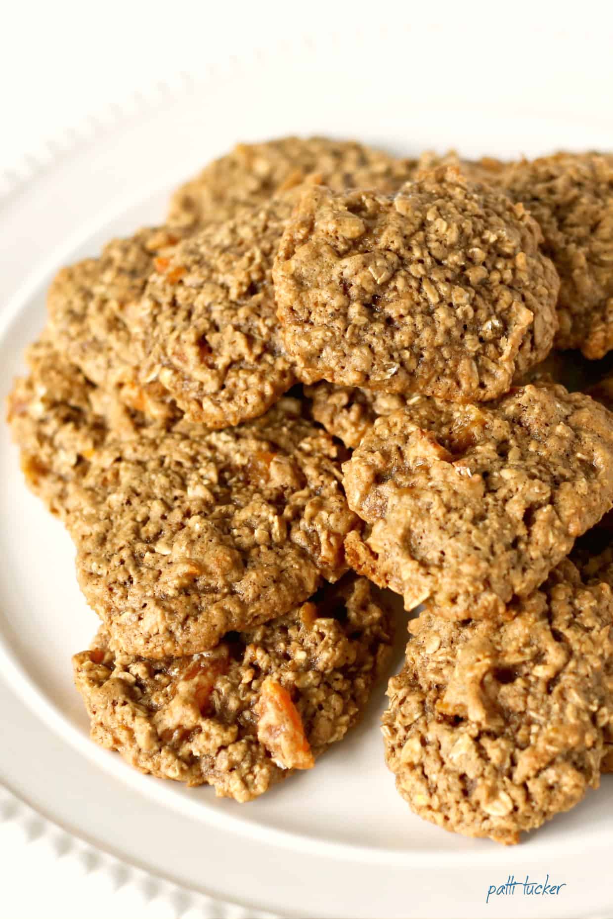 dried apricot and fig almond oatmeal cookies, Uncategorized