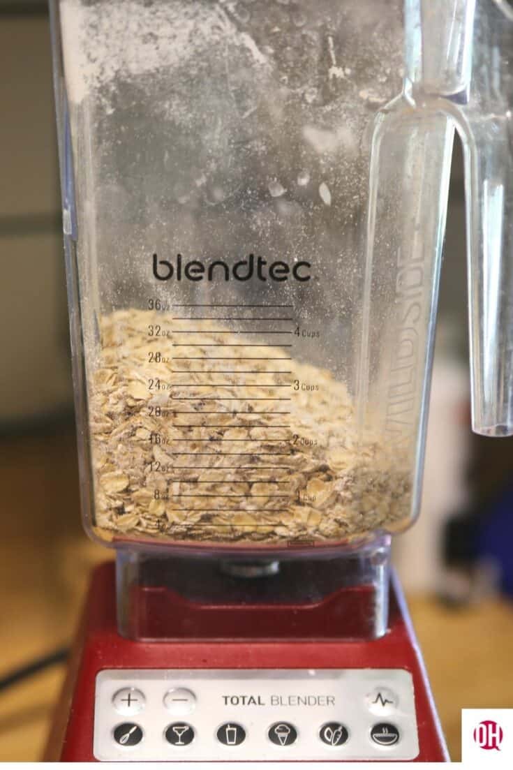 raw oats in a red blendtec blender